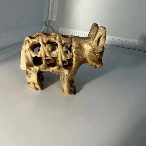 Miniature Donkey With Baby Inside Hand carved In India Soapstone - Picture 6 of 8